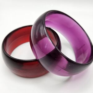 VINTAGE Plastic Acrylic Purple & Red Solid Semi-Transparent Wide Bangle Set